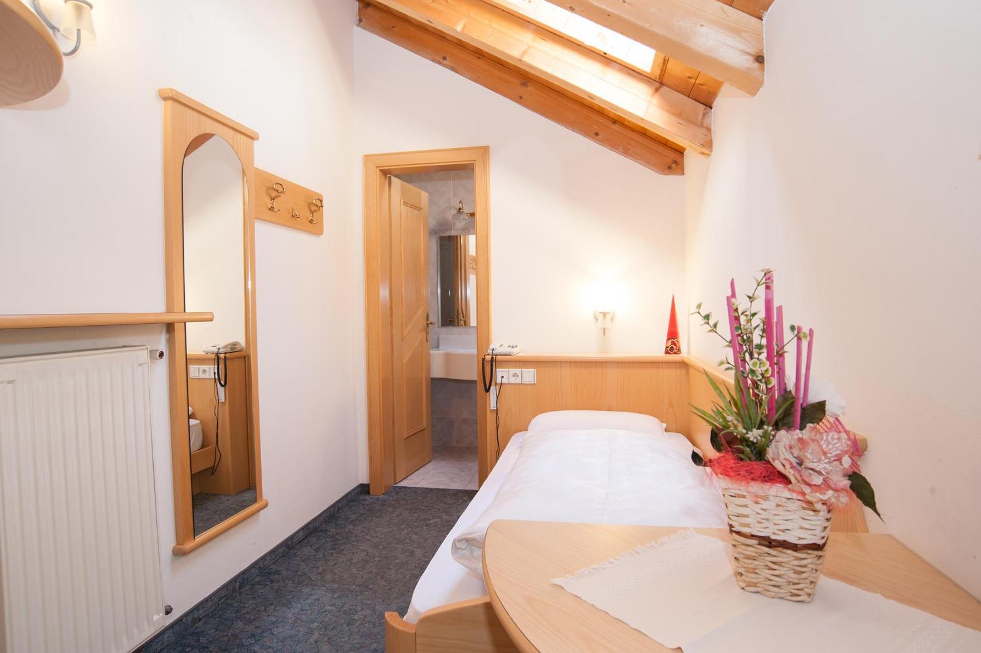Hotel Vernel Santa Cristina Val Gardena الغرفة الصورة