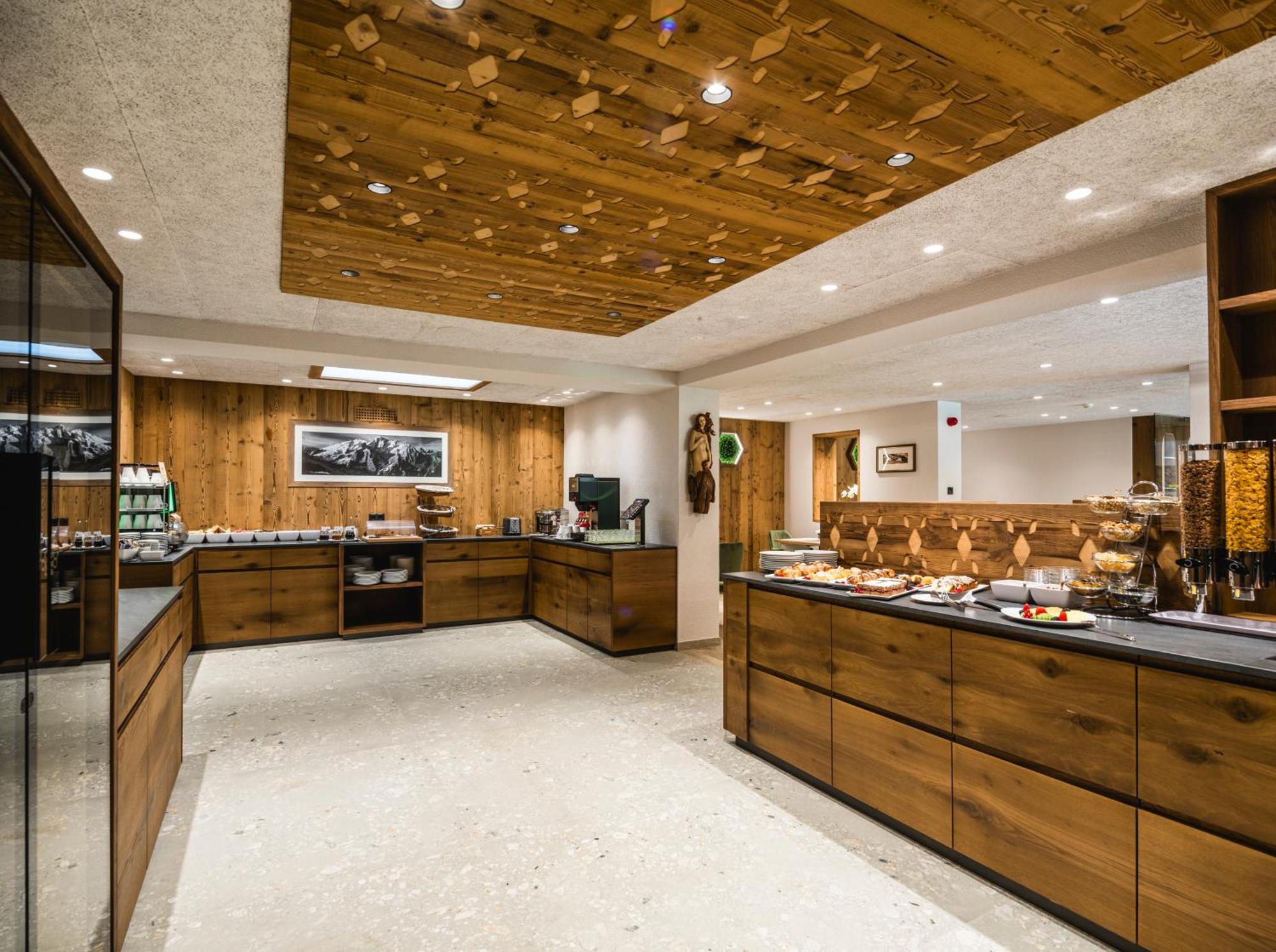 Hotel Vernel Santa Cristina Val Gardena المظهر الخارجي الصورة