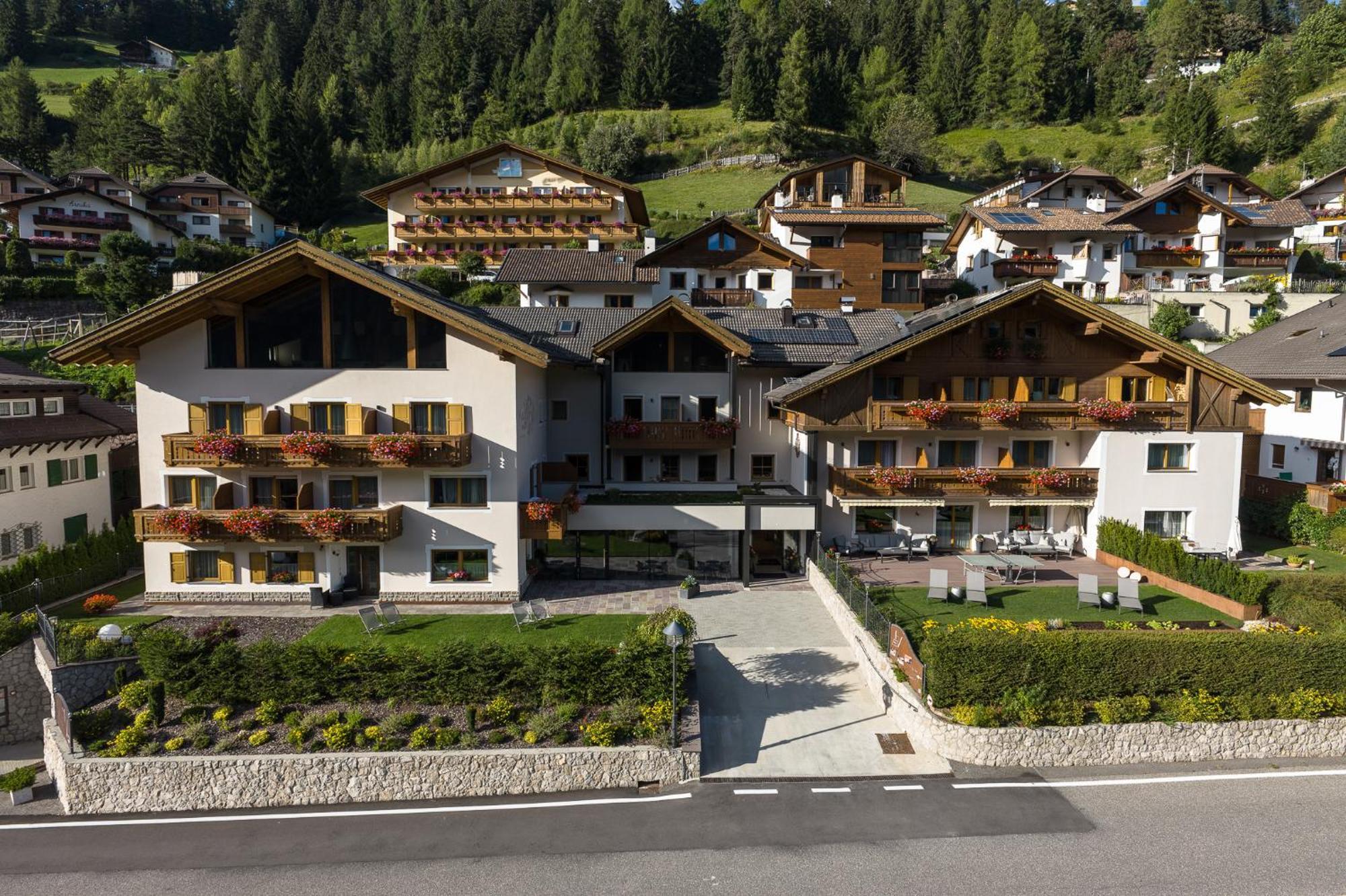 Hotel Vernel Santa Cristina Val Gardena المظهر الخارجي الصورة