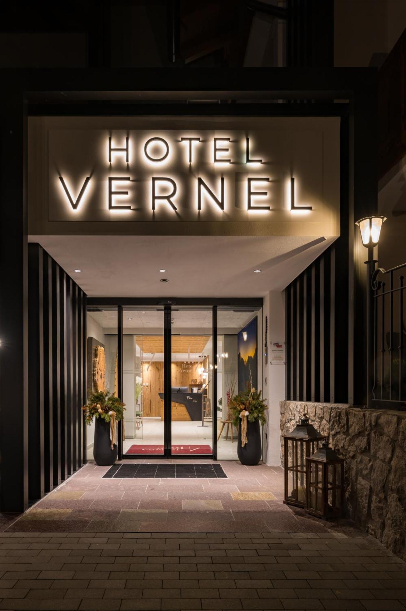 Hotel Vernel Santa Cristina Val Gardena المظهر الخارجي الصورة